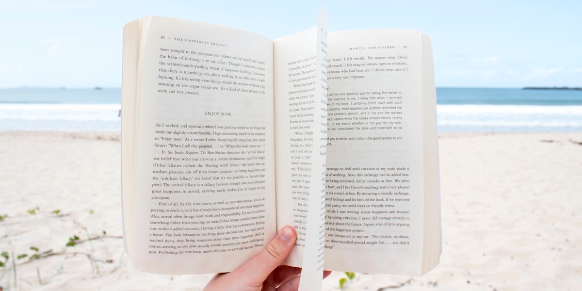 2 Summer Beach Reads That Will Make You Smarter and Happier