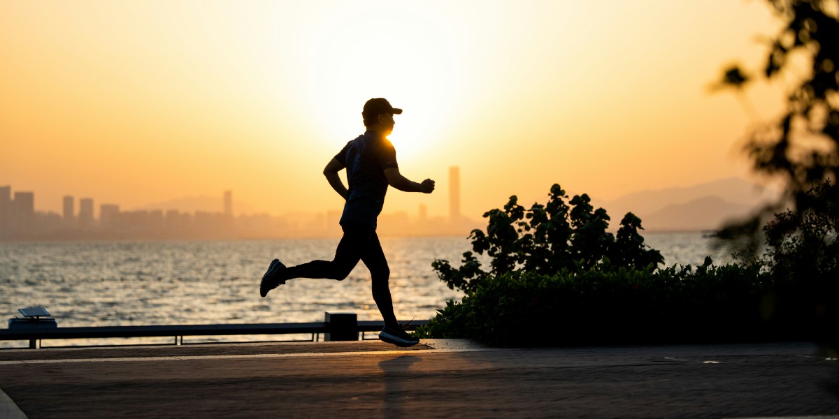 5 Mindsets That Will Get You Past the Finish Line—on a Track or in Life