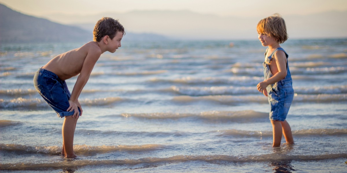 How to Build Better Relationships With Your Siblings