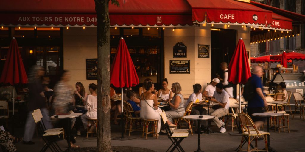 The Parisian Secret to Living in Utter Contentedness